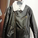 Geaca fit barbati cu blana alba – noua, doar probata!